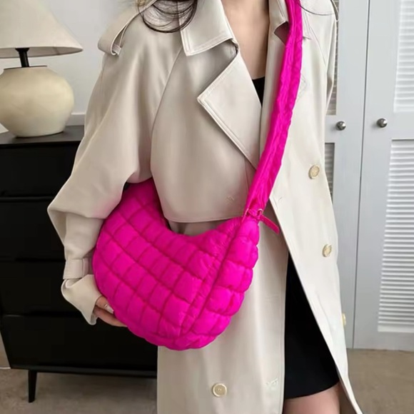 Pink Bubble Bag - Picture 2 of 5